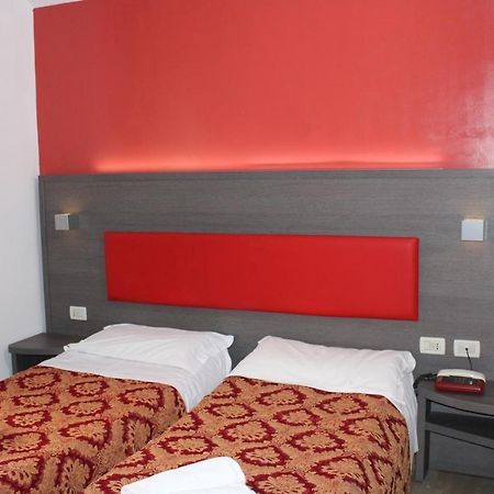 Hotel Center 2 Рим Екстер'єр фото