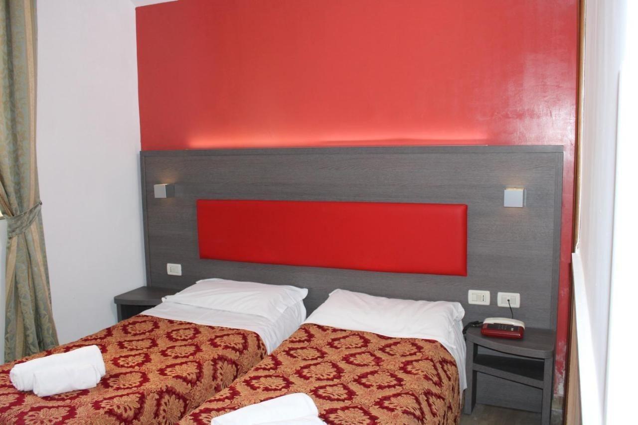 Hotel Center 2 Рим Екстер'єр фото